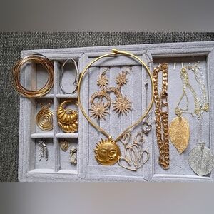 Fashion Jewelry Gold Sun and Heart Necklace Set